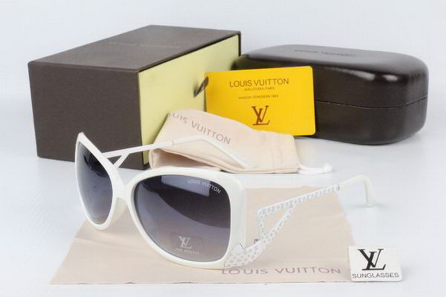 Iv Boutique Sunglasses 053